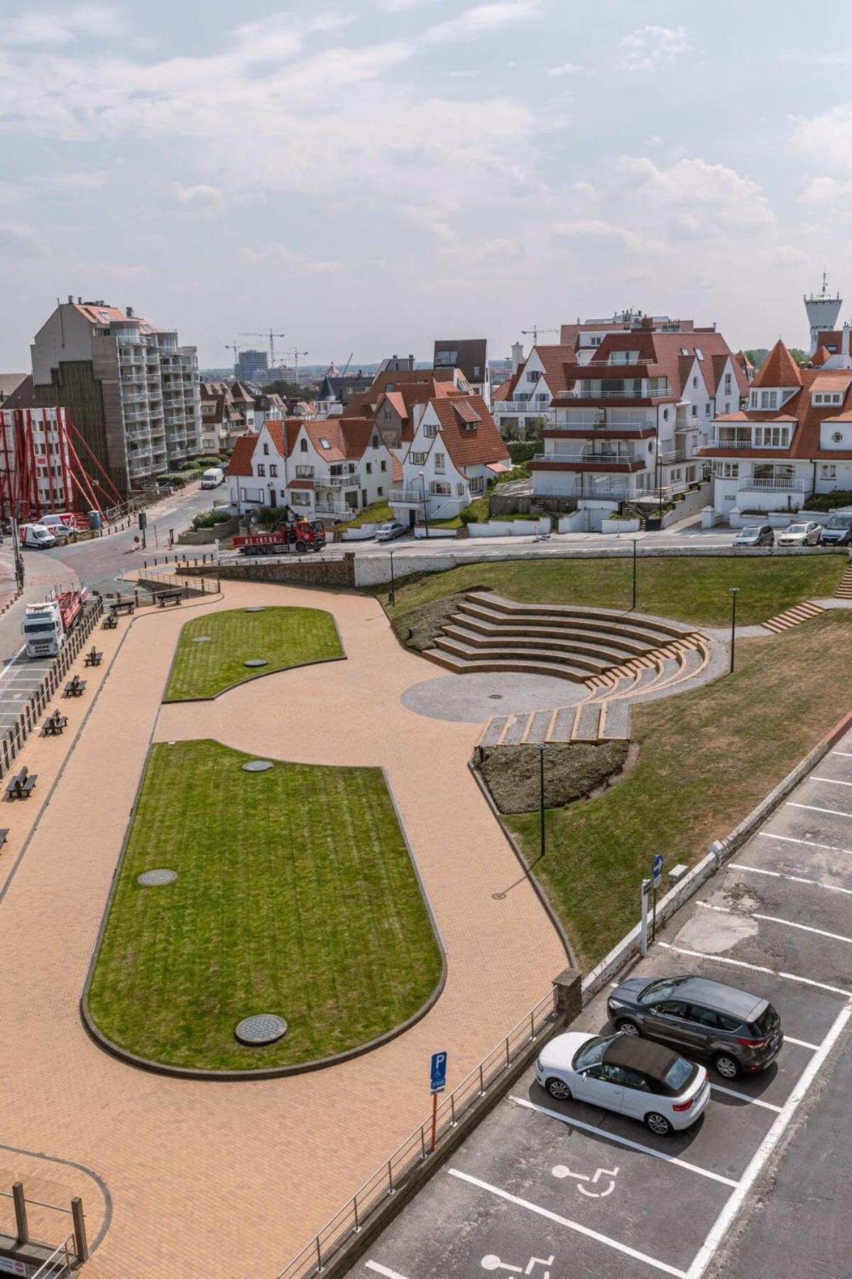 Stunning Studio With Sea-View And Terrace Apartment Knokke-Heist Exterior photo